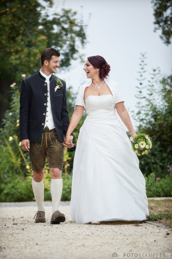 Hcohzeit in Kematen - Lisa und Michael - Garten Schiefermayr - Hochzeitsfotograf Harald Stampfer